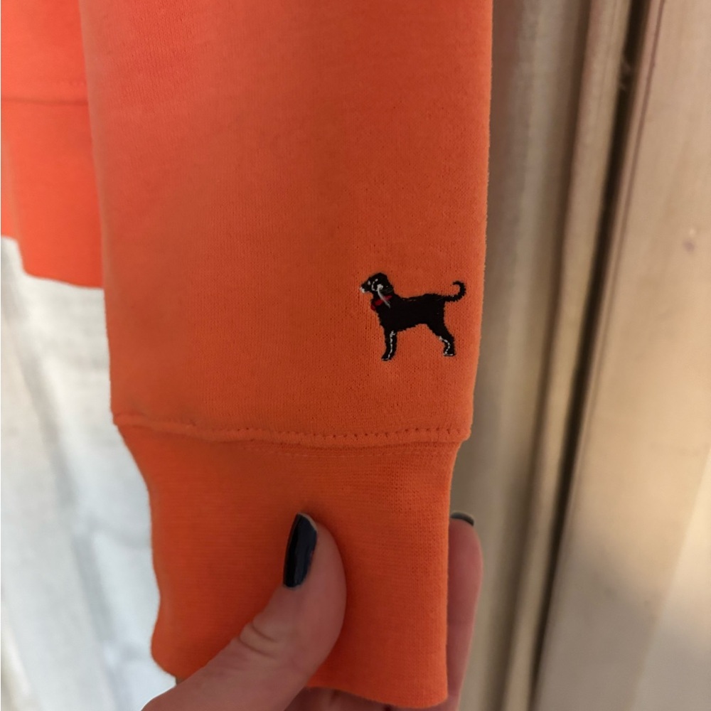 NWOT The Black Dog classic logo hooded sweatshirt Hoodie Coral Adult Small - Picture 3 of 5